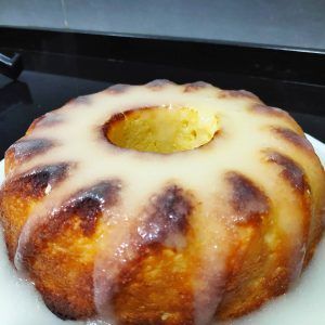 bizcocho de limón con glaseado