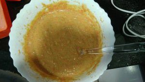 la masa con esencia de vainilla y canela añadida