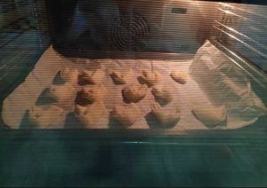 palmeritas horneando dentro del horno