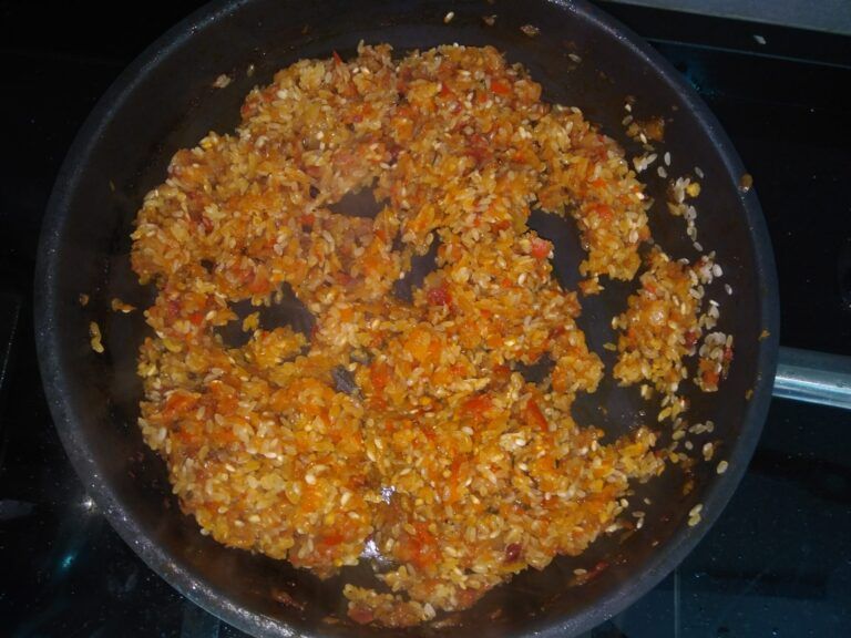 sofriendo el arroz