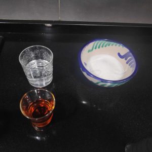 ingredients de l'almívar, sucre, aigua i moscatell
