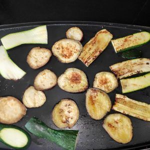 verduras ya doradas en la plancha
