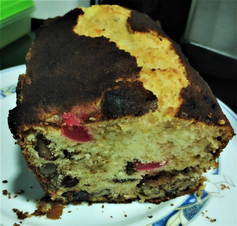 plum cake amb fruites tallat