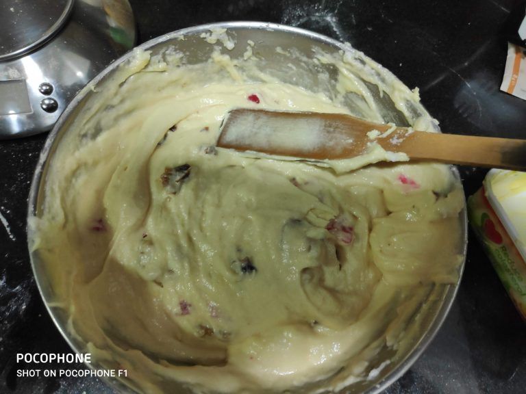 massa crua per al plum cake en bol
