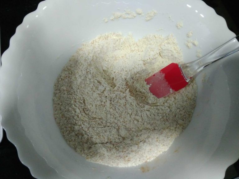 mezcla de ingredientes secos