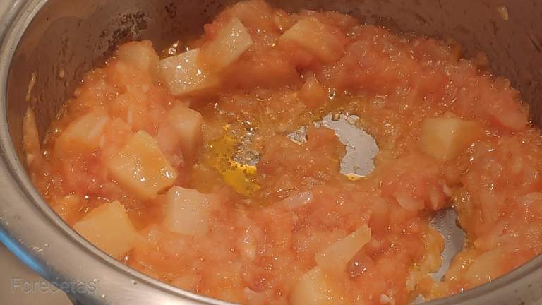 sofregit amb ceba i tomàquet