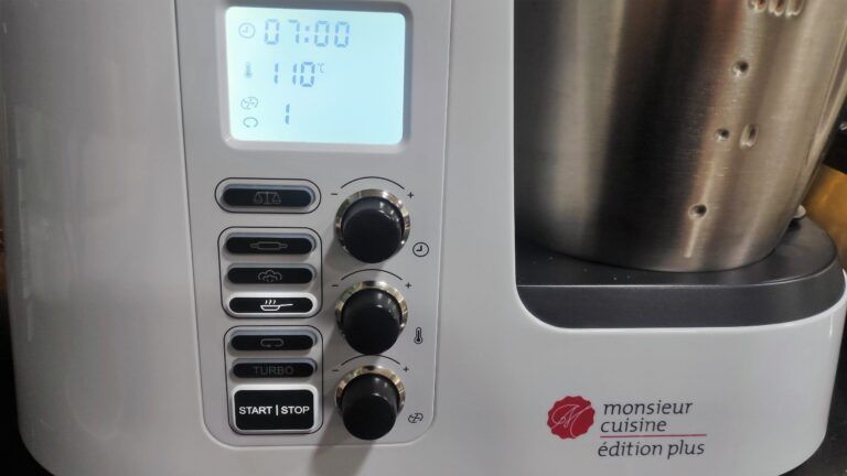 robot de cocina con el programa sofreír