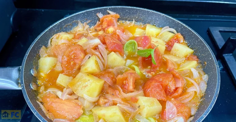 añadido a las verduras el caldo y el vino