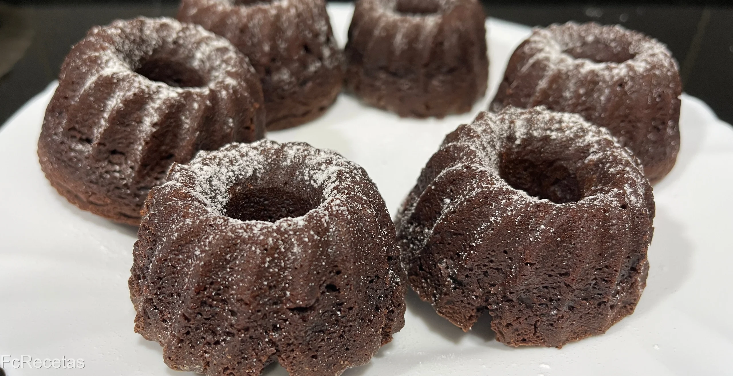 bescuits de xocolata amb sucre glas
