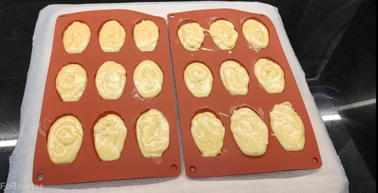 massa crua als motlles de madeleines