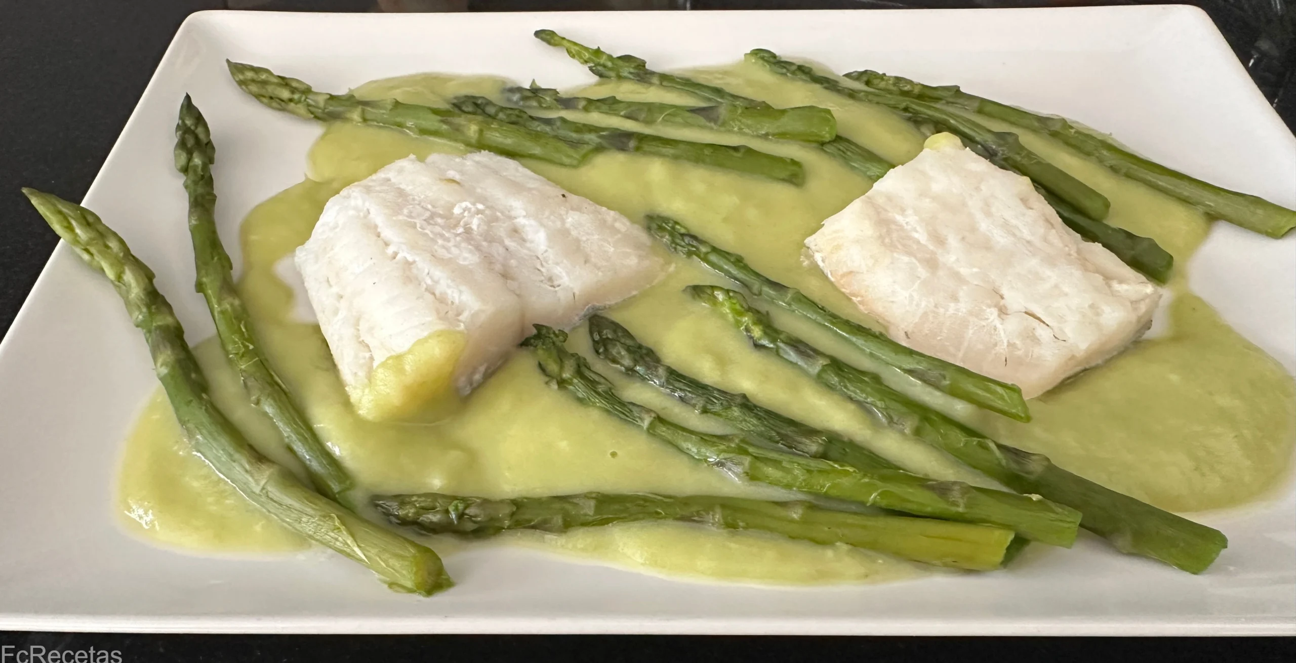 bacalao a la crema de espárragos trigueros