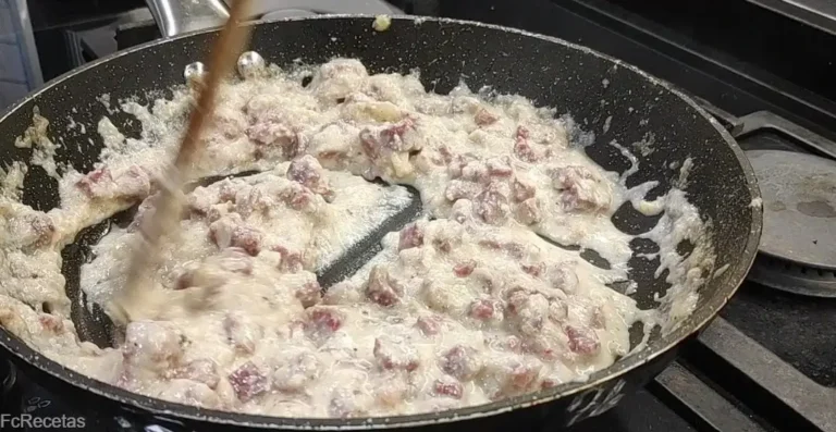 cuinant la massa de les croquetes