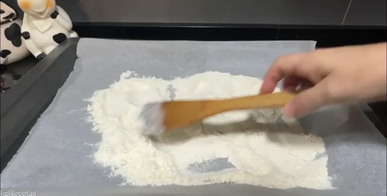 farina a la safata de forn pas d'elaboració dels polvorons
