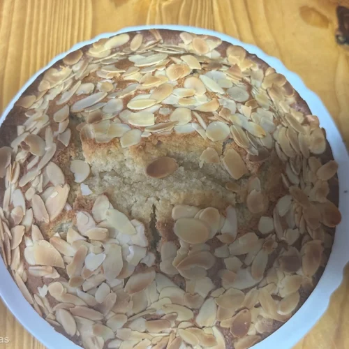 bizcocho de almendras esponjoso