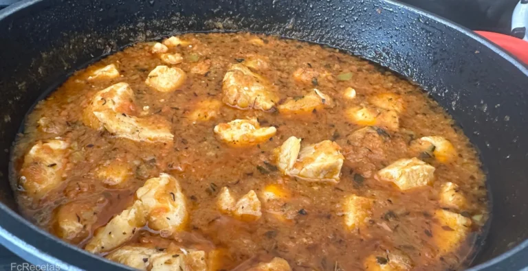 pollo al curry haciendo chup chup